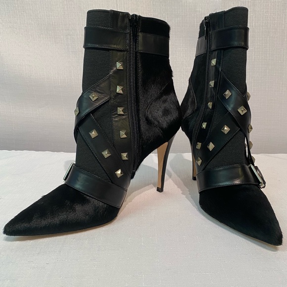 Manolo Blahnik Toapa Studded Mixed Media Ankle Boot Black 8.5B US Dyed Calf Hair - Picture 2 of 16
